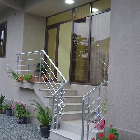 Lia Guest House Kobuleti Extérieur photo