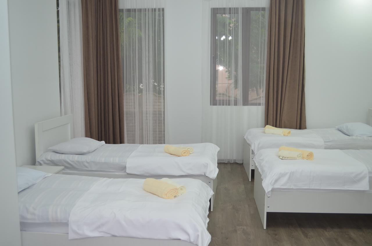 Lia Guest House Kobuleti Extérieur photo